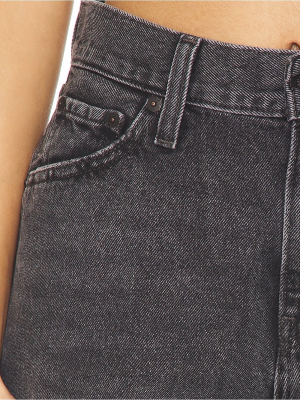 Levi's High Baggy Shorts in Black Wash - Picture 5 of 10
